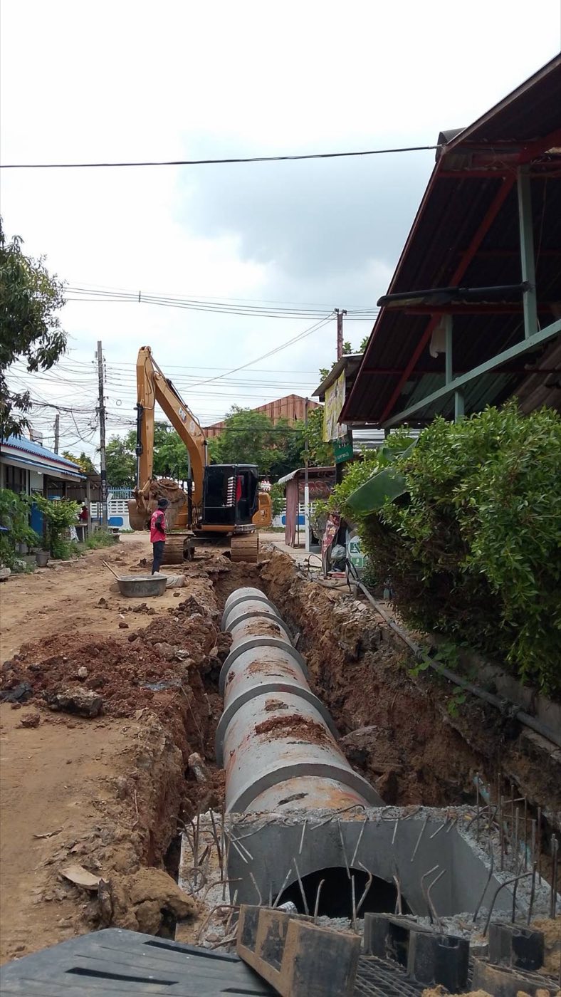 รับขุดวางท่อทุกชนิด